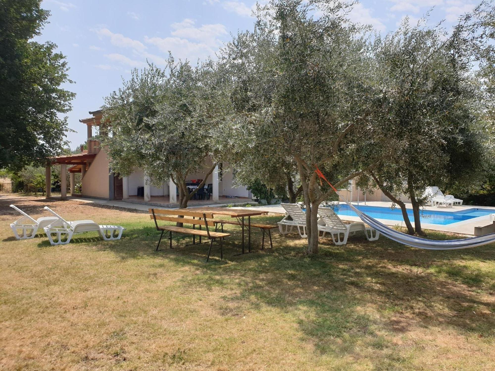Apartment Modern Apartment In Banjole With Pool Banjole
