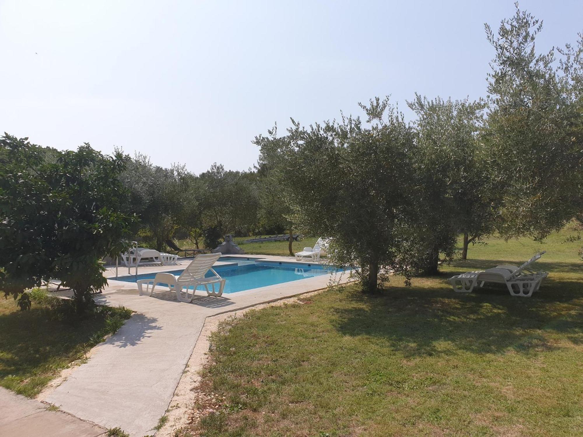 Modern Apartment In Banjole With Pool